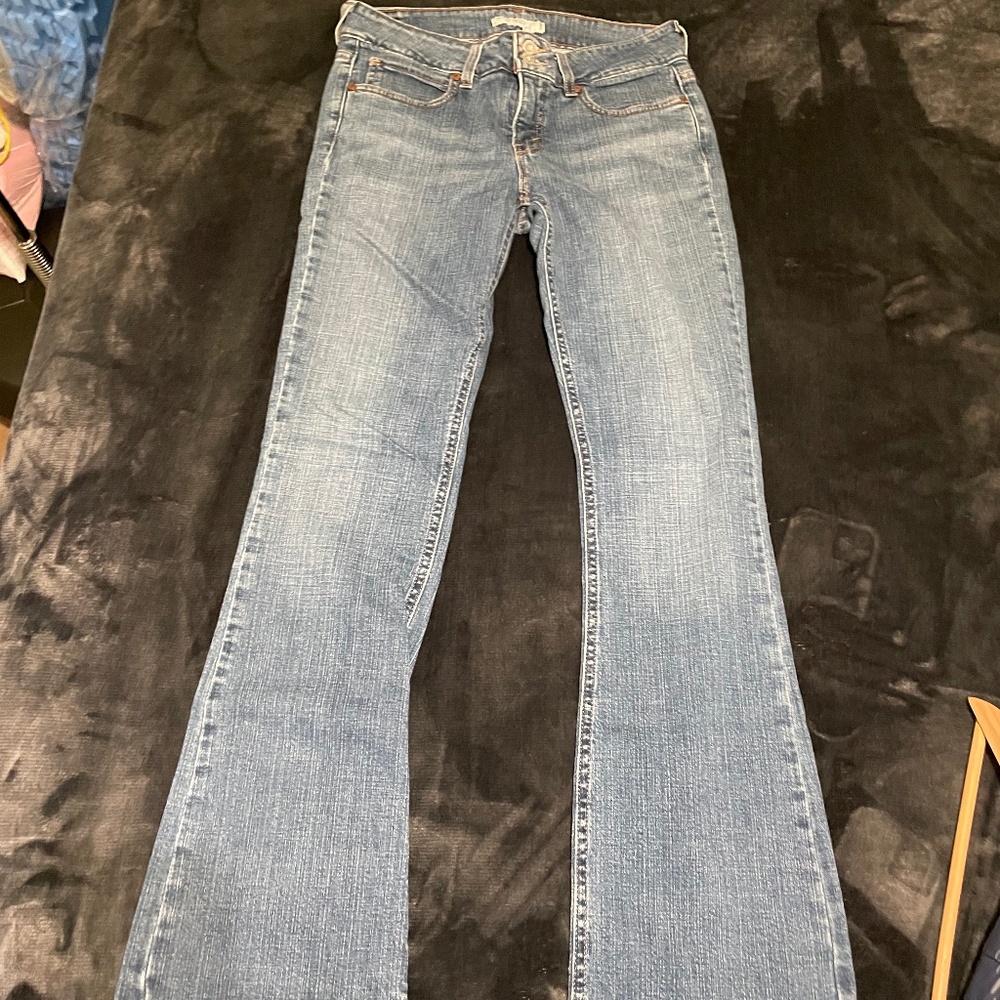 Levi's Slender Boot Cut 526 (Size 4M)